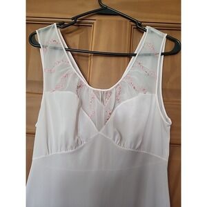 Vintage Van Raalte MYTH Nightgown Nylon Babydoll Maxi Slip Dress‎ Embroidered